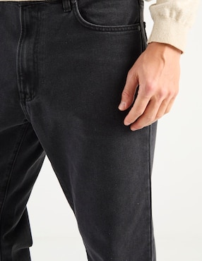 Jeans straight Contempo lavado obscuro para hombre