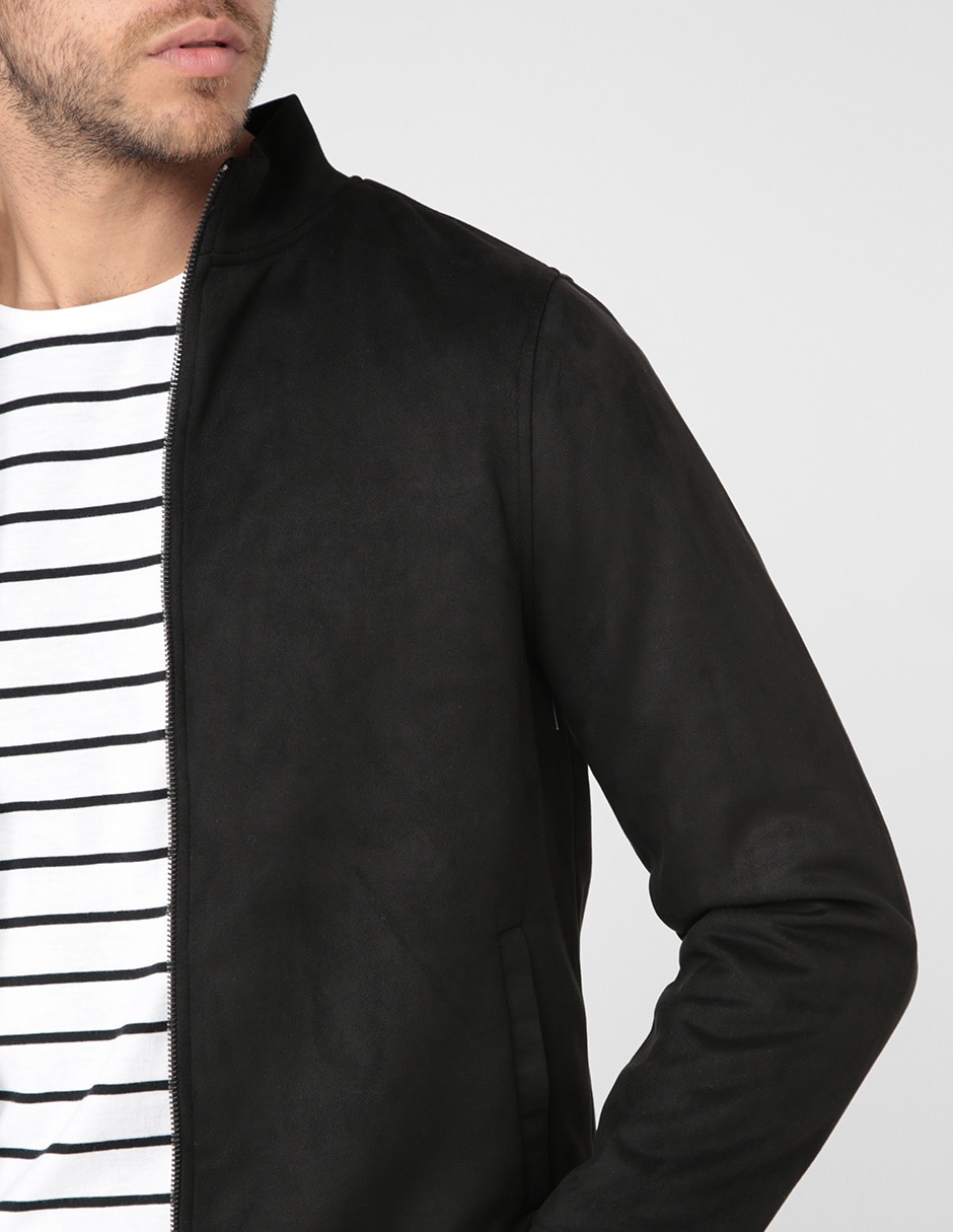 Chamarra con bolsillos para hombre 4