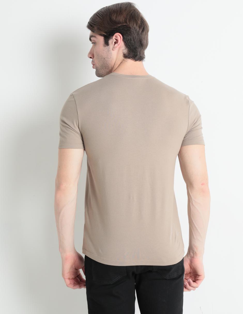 Playera cuello V para hombre 2