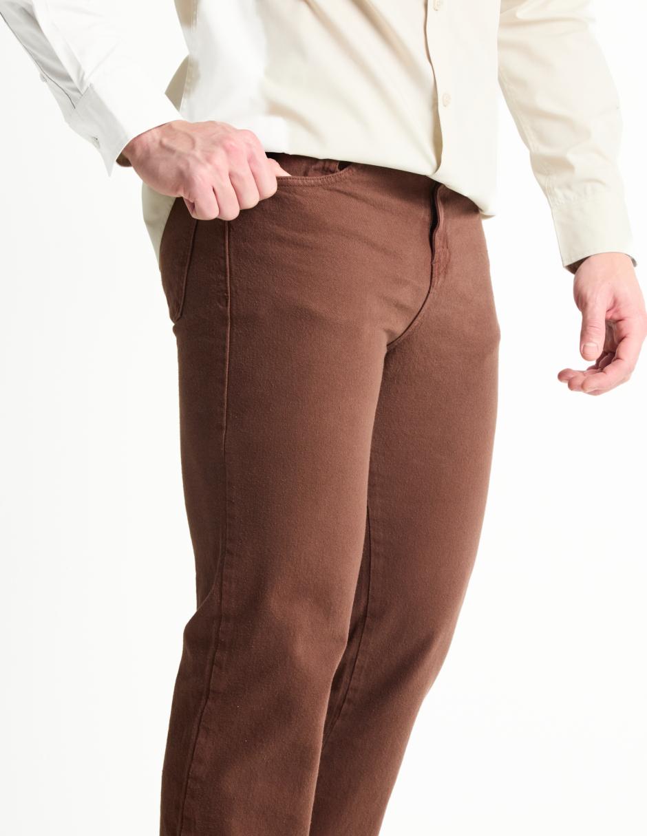 Jeans relaxed slim para hombre 4