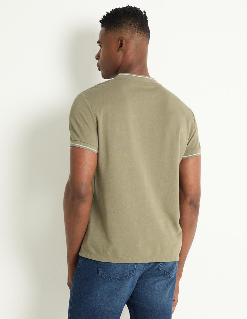 Playera cuello henley para hombre 2