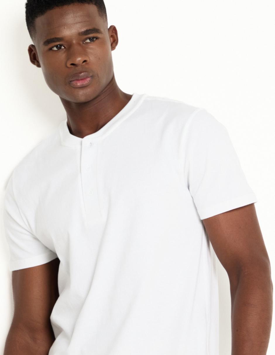 Playera cuello henley para hombre 4