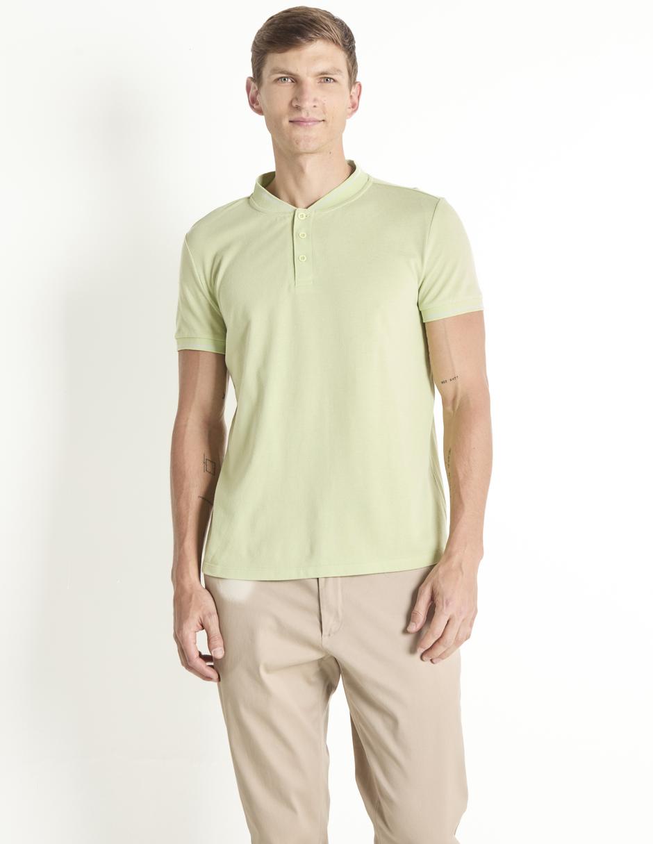 Playera cuello henley para hombre