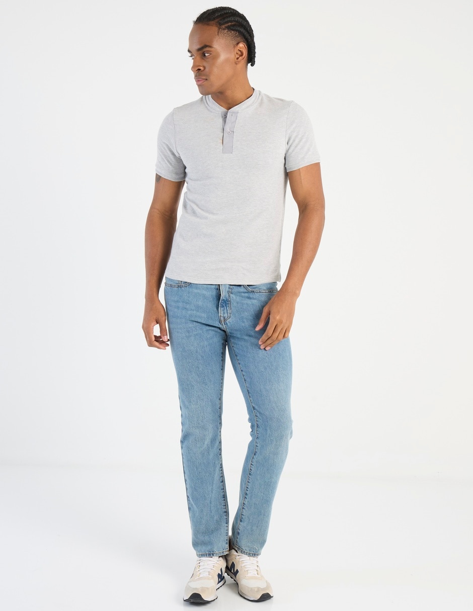 Playera cuello henley para hombre 3