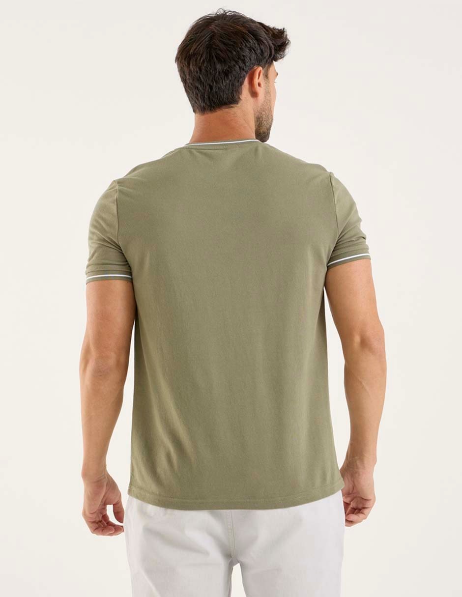 Playera cuello henley para hombre 2