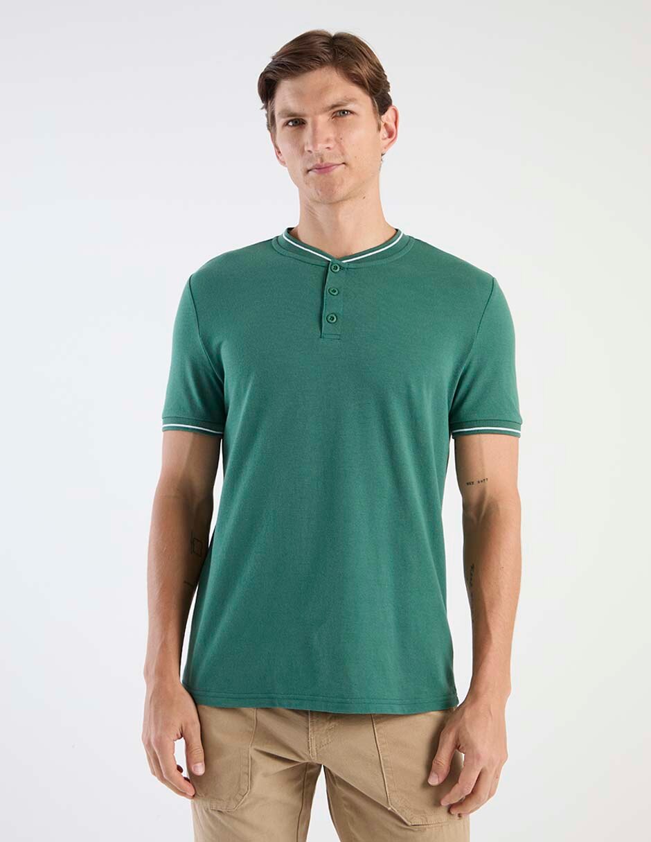 Playera cuello henley para hombre