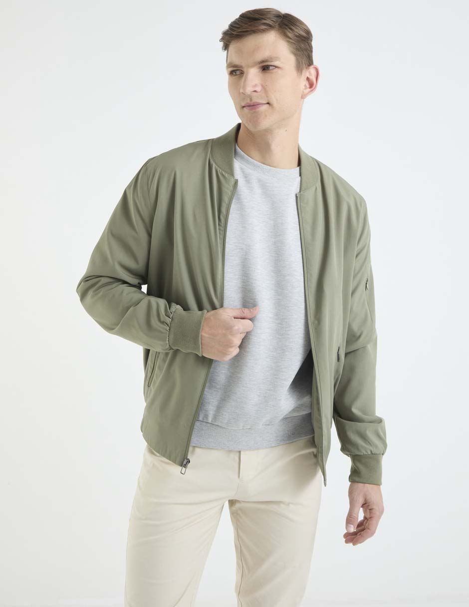 Chamarra bomber con bolsillos para hombre