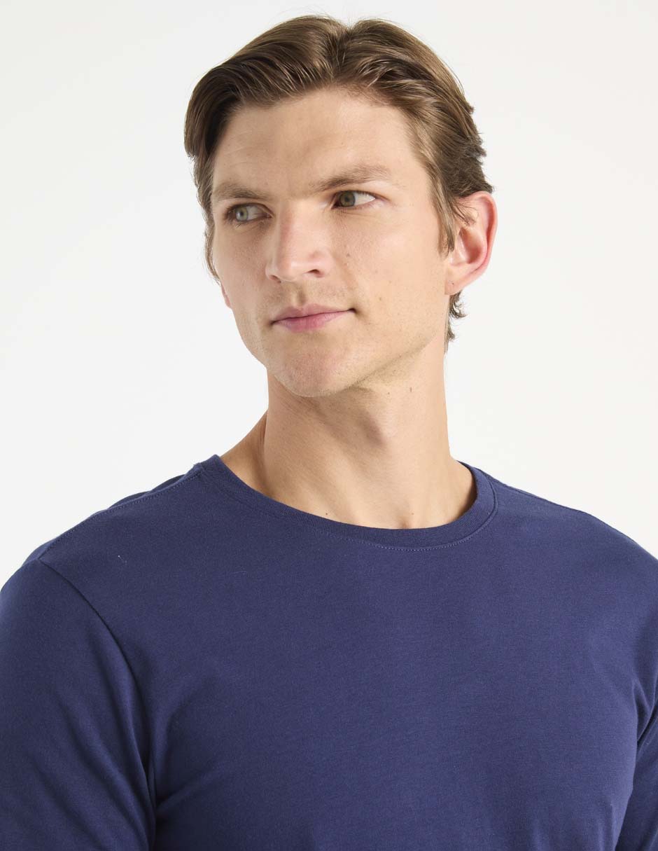Playera cuello redondo para hombre 4