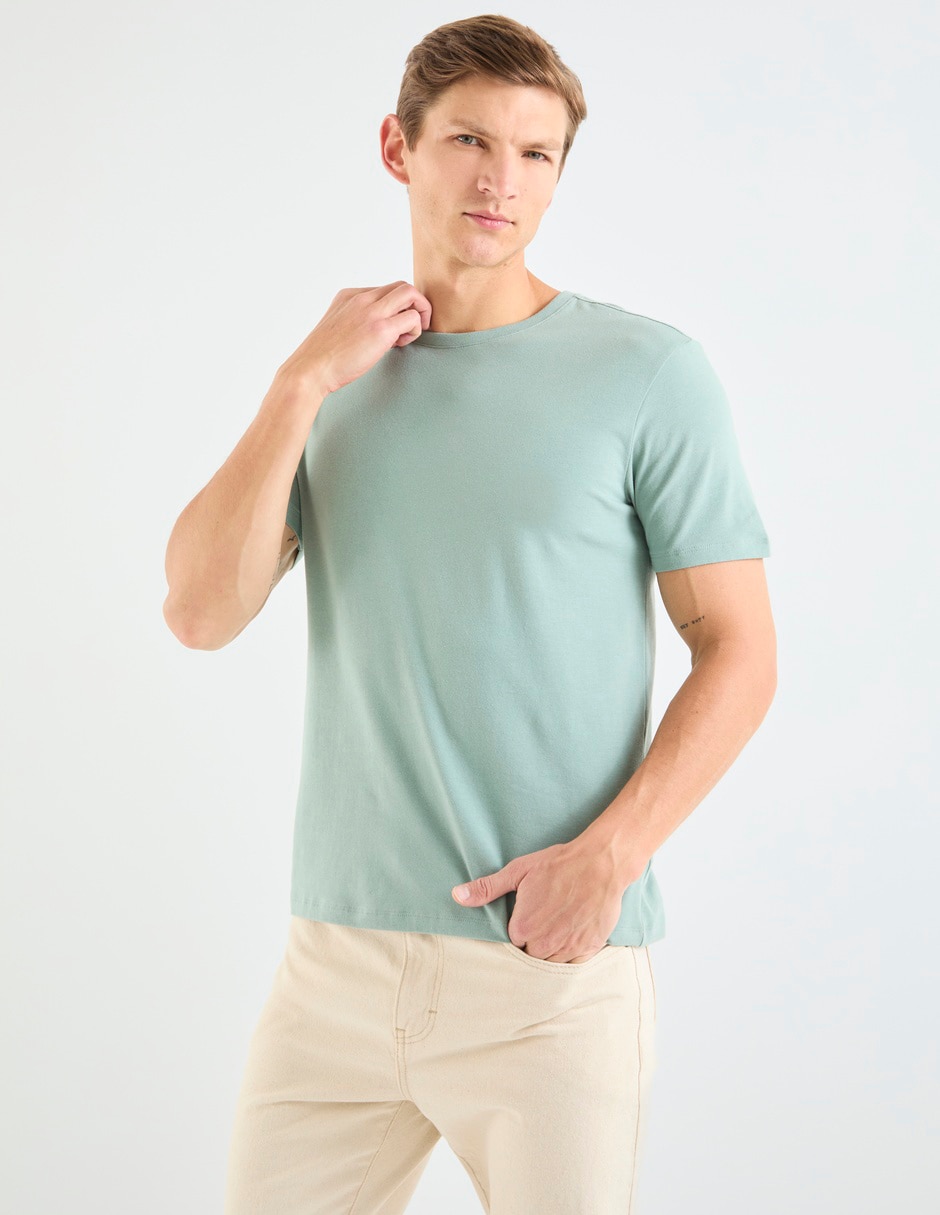 Playera cuello redondo para hombre 7